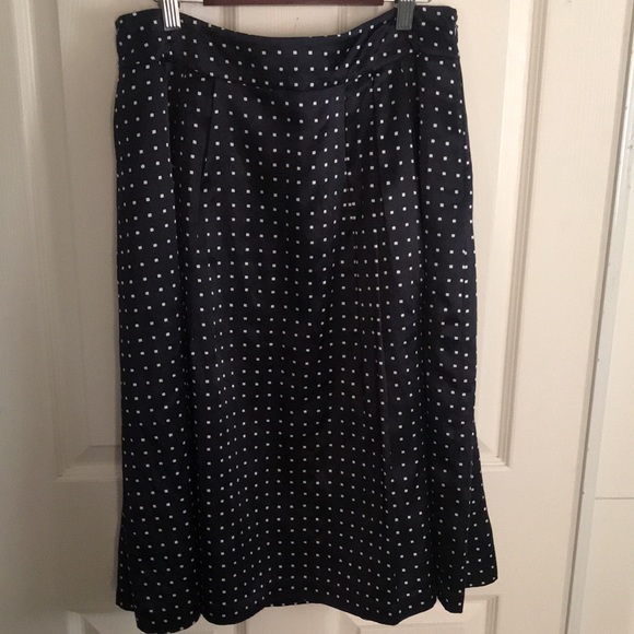 PENDLETON navy skirt - Picture 2 of 3